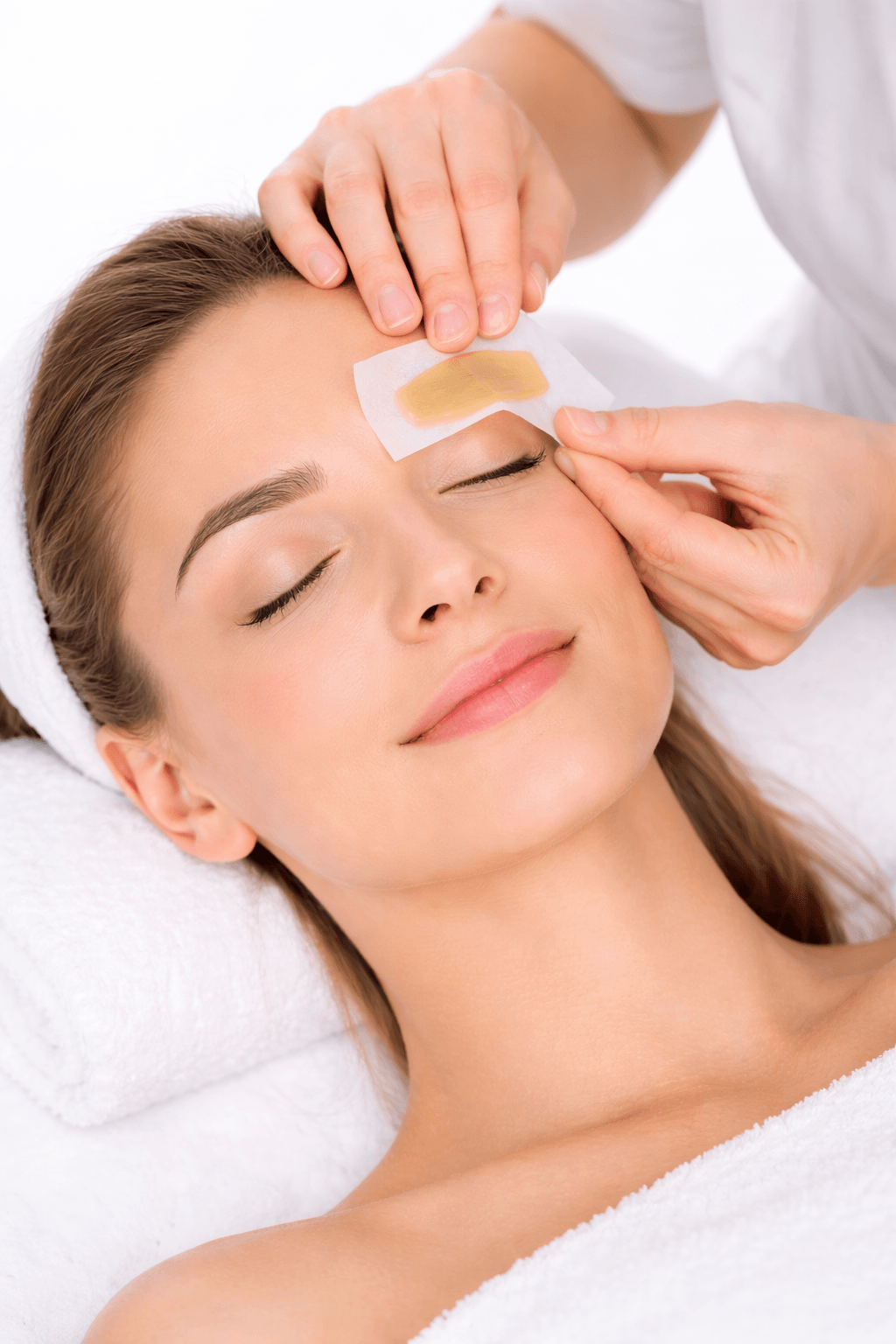 Eyebrown waxing